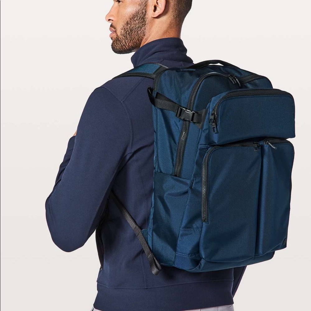 Lululemon 30L Assert Backpack-Night Diver